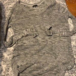 NWOT g21 high low light weight sweater